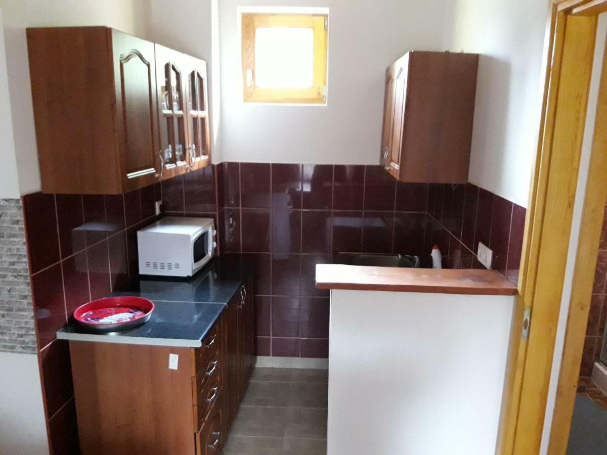 Zanati Apartmannház Nagykapornak Exterior foto